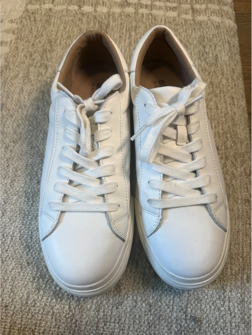 Blondo Women's White Leather Waterproof Sneakers